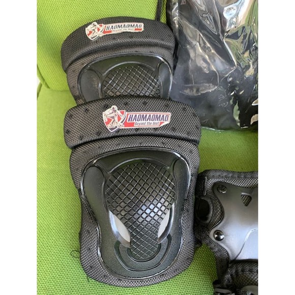 Haomaomao Kids/Youth Knee & Elbow Pads & Wrist Guards Protective Gear Set - MED - Picture 2 of 5